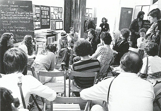 Workshop space of the FIU during documenta 6, 1977. © documenta Archiv / Joachim Scherzer